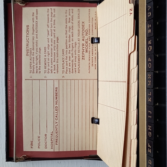 Vintage mechanical tab telephone directory - Picture 2 of 7